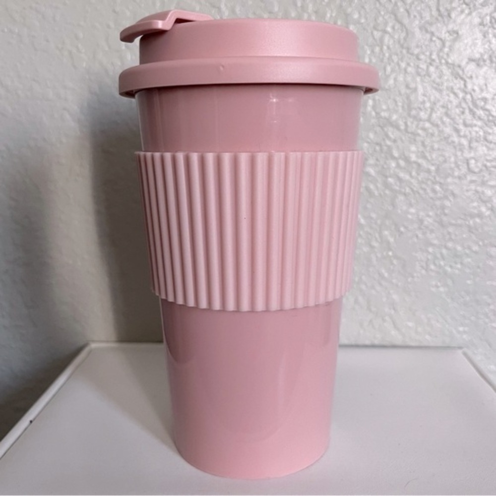 Mainstays 18 oz. Travel Cup With Ribbed Soft Grip Pearl Blush